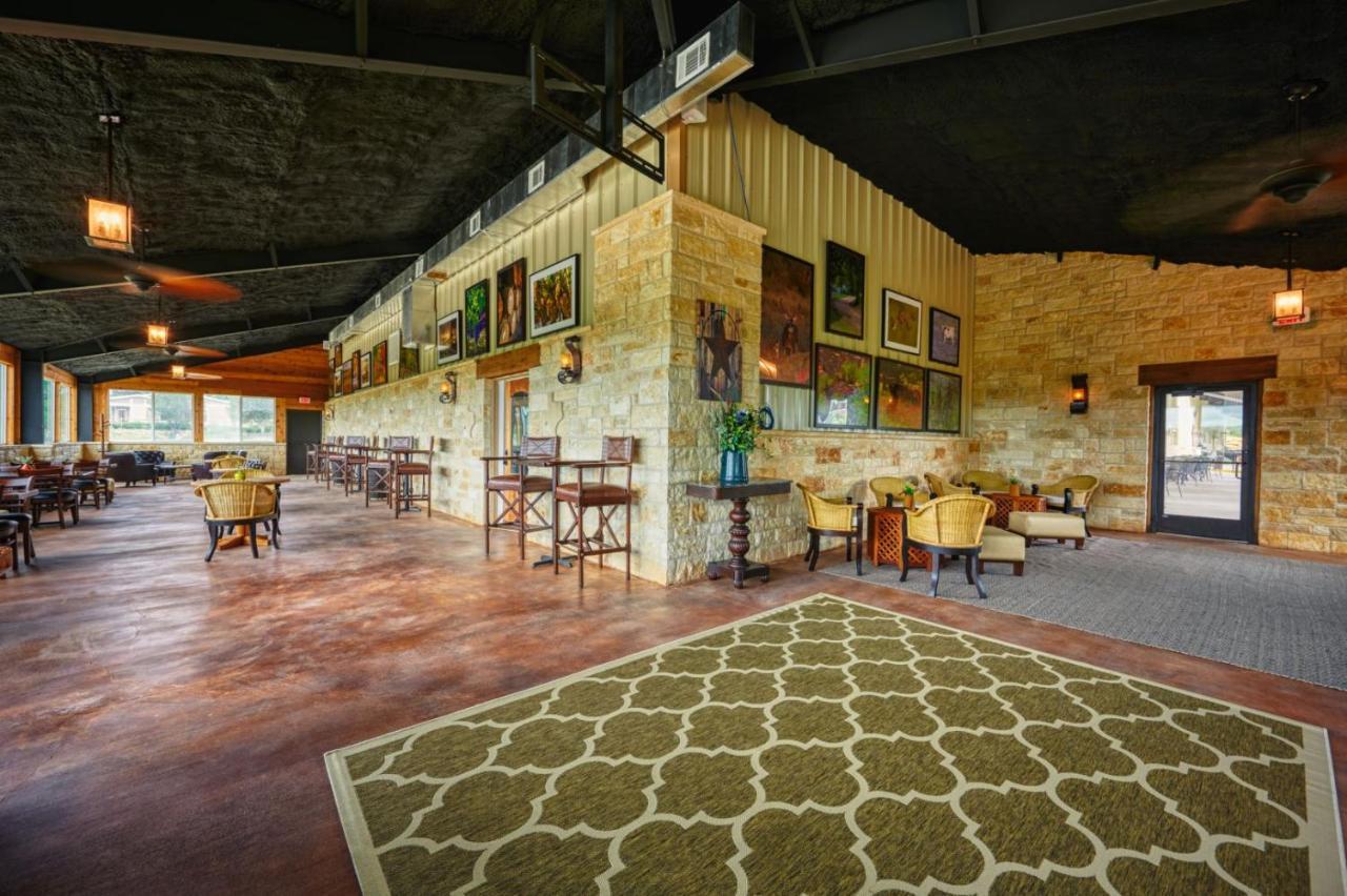 Carter Creek Winery Resort & Spa Johnson City Esterno foto